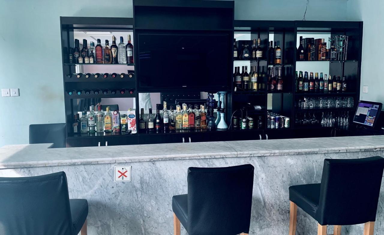 Msquare Hotel Gra Ikeja Esterno foto