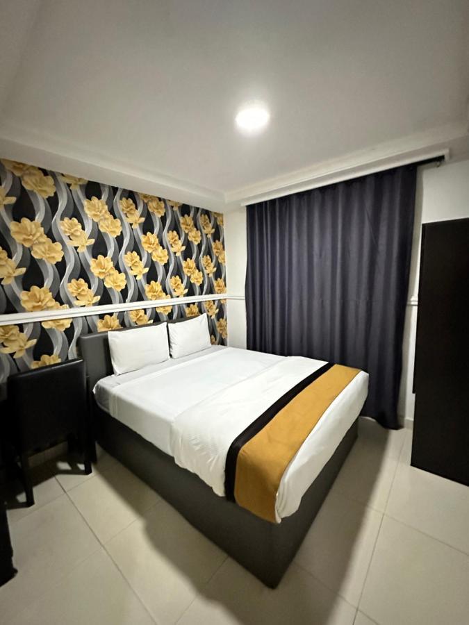 Msquare Hotel Gra Ikeja Esterno foto