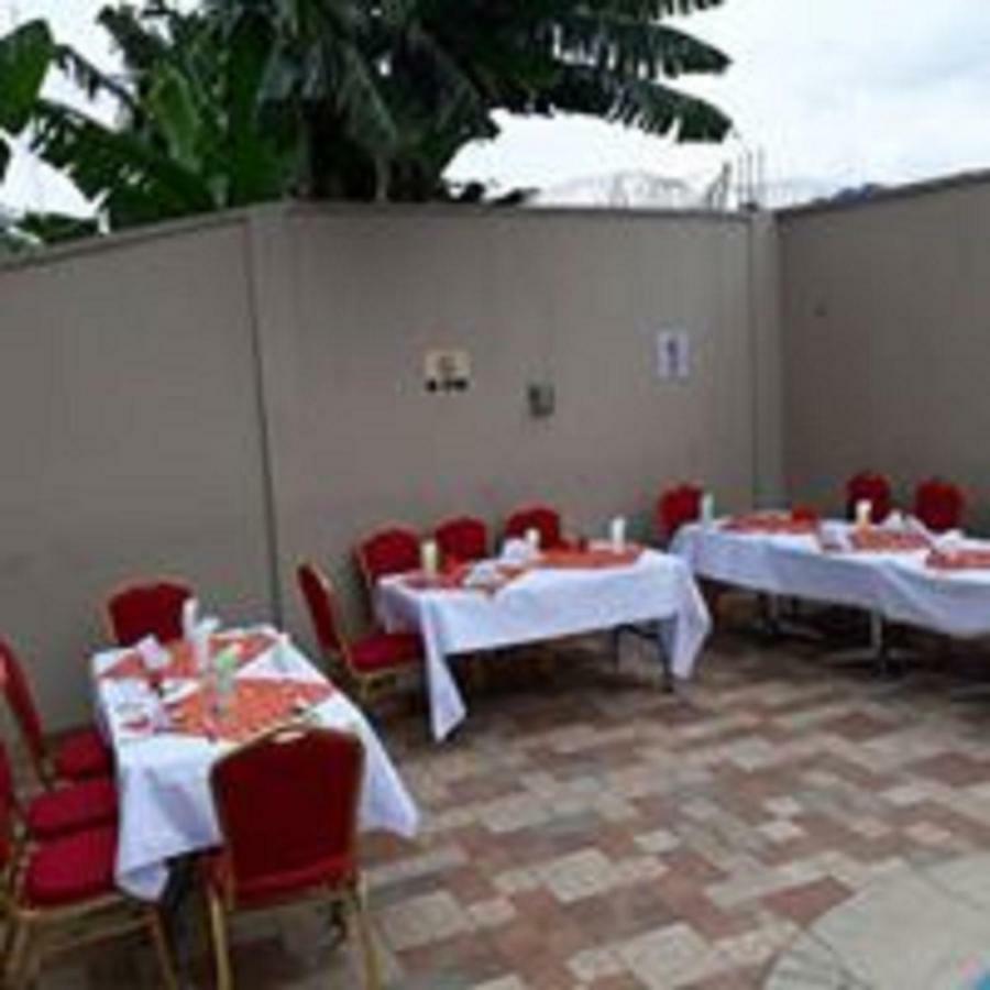 Msquare Hotel Gra Ikeja Esterno foto
